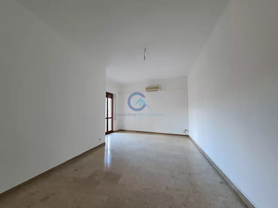 Immagine 3 di Trilocale in affitto  a Catanzaro