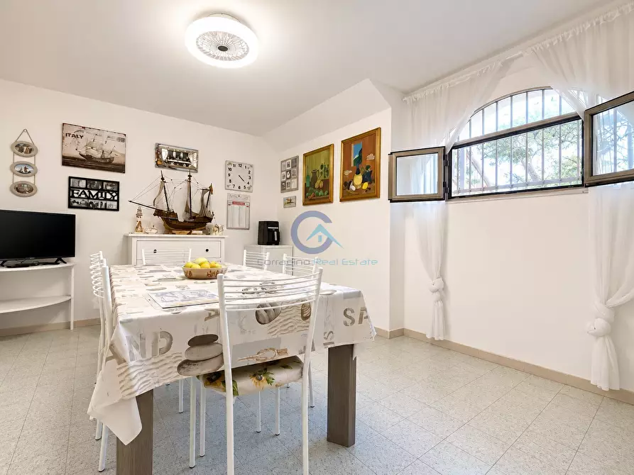 Immagine 5 di Quadrilocale in vendita  a Stalettì