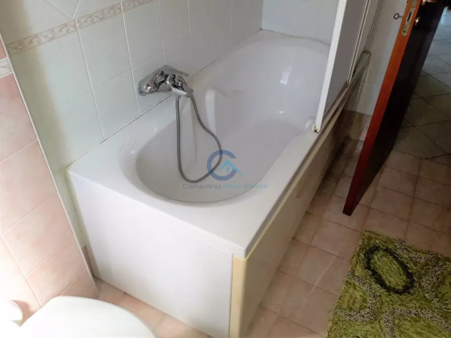 Immagine 11 di Trilocale in affitto  in viale Europa 54 a Catanzaro