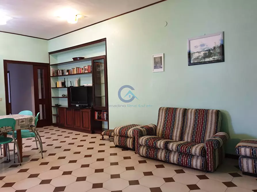 Immagine 6 di Pentalocale in affitto  a Catanzaro