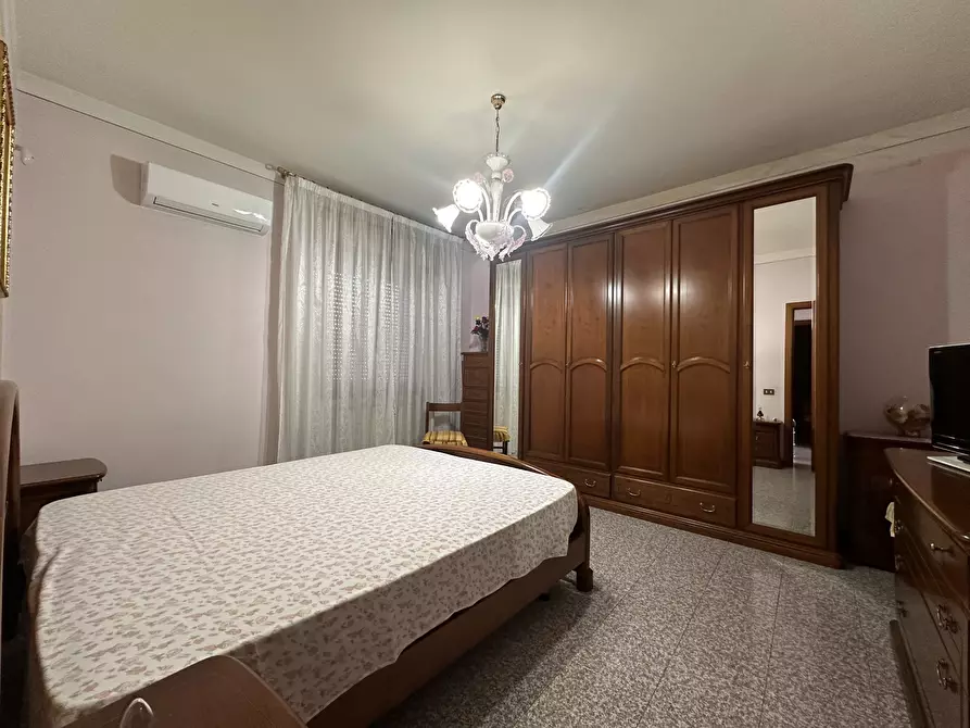 Immagine 13 di Rustico / casale in vendita  a Simeri Crichi