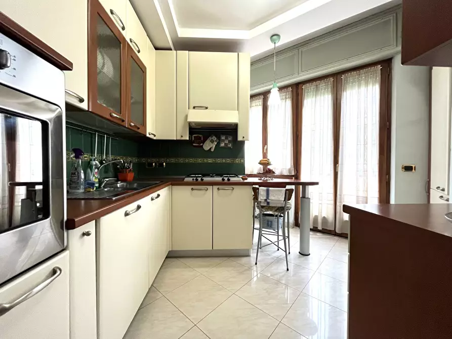 Immagine 2 di Quadrilocale in affitto  a Catanzaro