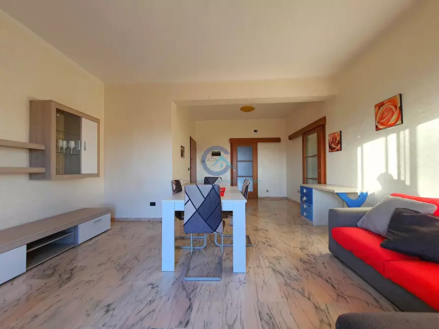 Immagine 5 di Trilocale in vendita  in Viale Vincenzo de Filippis 122 a Catanzaro