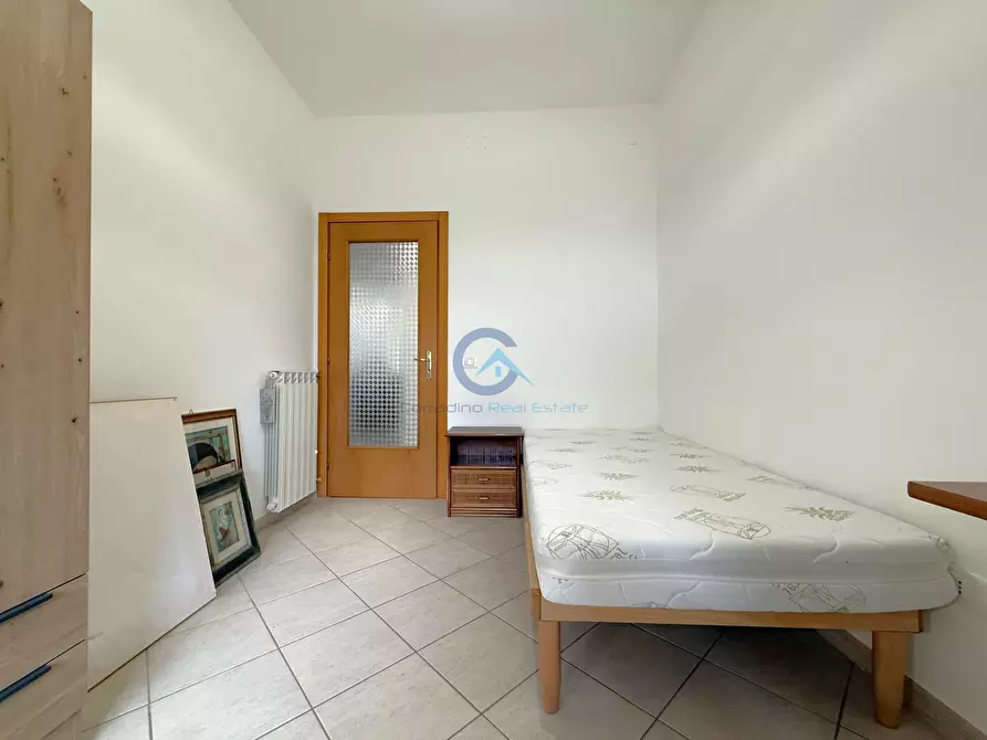 Immagine 9 di Stanza singola in affitto  a Catanzaro