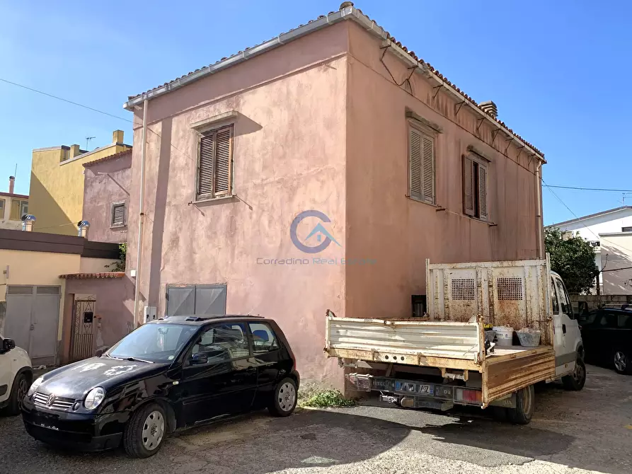 Immagine 1 di Casa indipendente in vendita  in Via Toscana 8c a Catanzaro