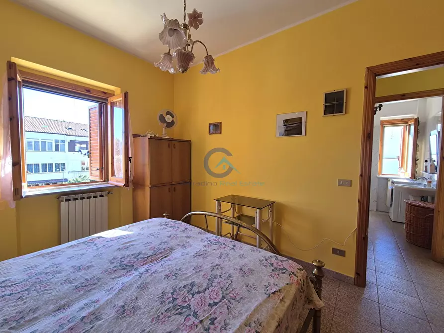 Immagine 4 di Casa trifamiliare in vendita  in VIA DELLE ORCHIDEE 13 a Squillace