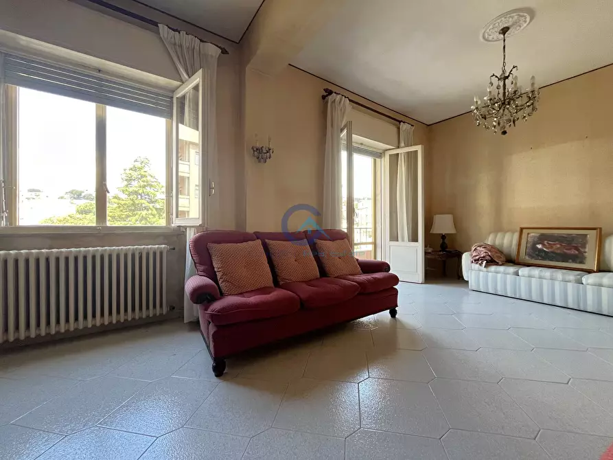 Immagine 7 di Quadrilocale in vendita  in Viale Crotone 66 a Catanzaro