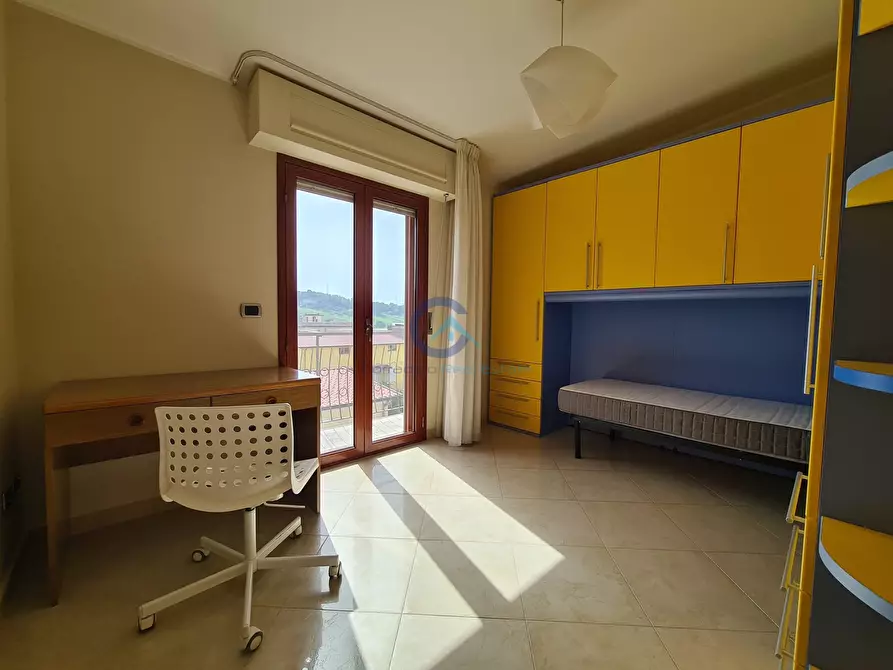 Immagine 12 di Stanza singola in affitto  a Catanzaro