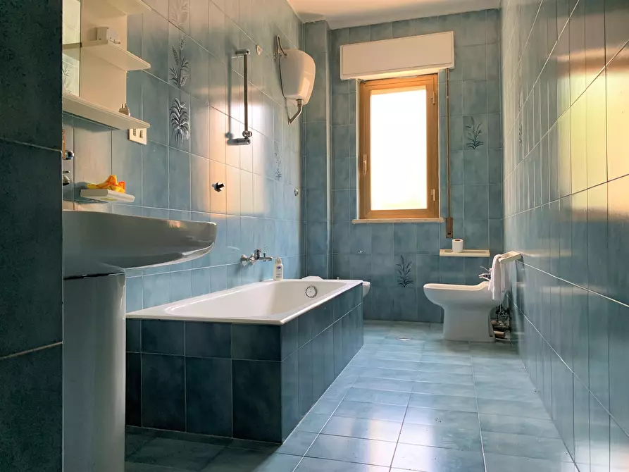 Immagine 18 di Stanza singola in affitto  a Catanzaro