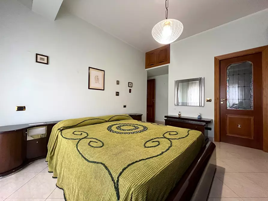 Immagine 8 di Quadrilocale in affitto  a Catanzaro