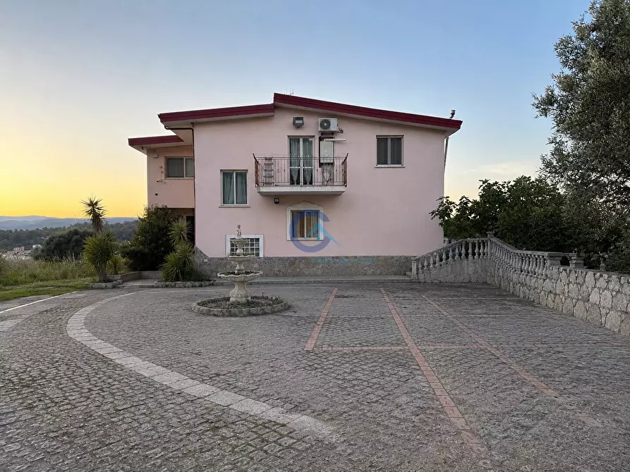 Immagine 1 di Appartamento in vendita  a Catanzaro