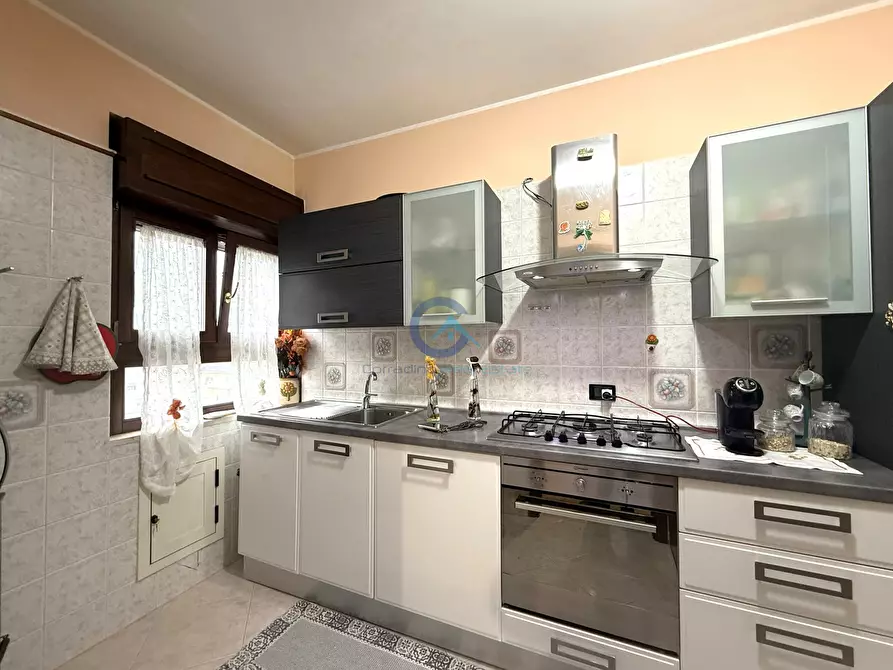 Immagine 2 di Trilocale in vendita  in Viale Magna Grecia 169 a Catanzaro