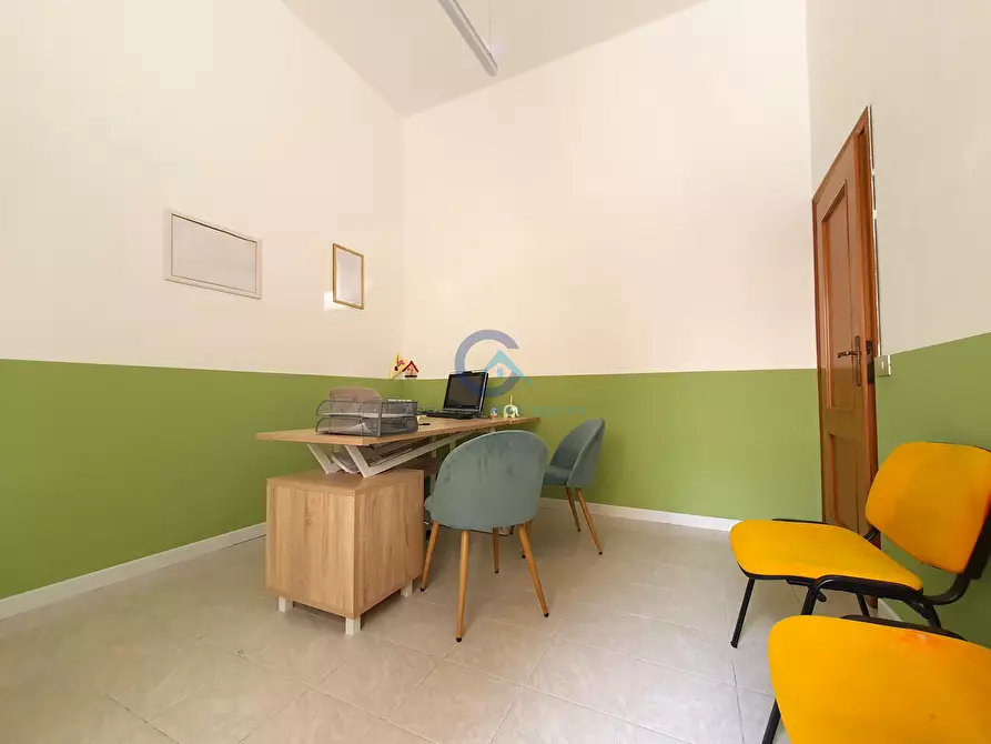 Immagine 3 di Ufficio in affitto  in via tommaso gulli 1 a Catanzaro
