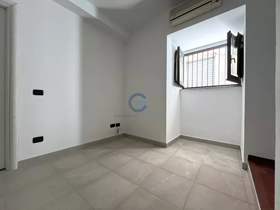 Immagine 9 di Ufficio in vendita  in Via Giuseppe Poerio 30 a Catanzaro