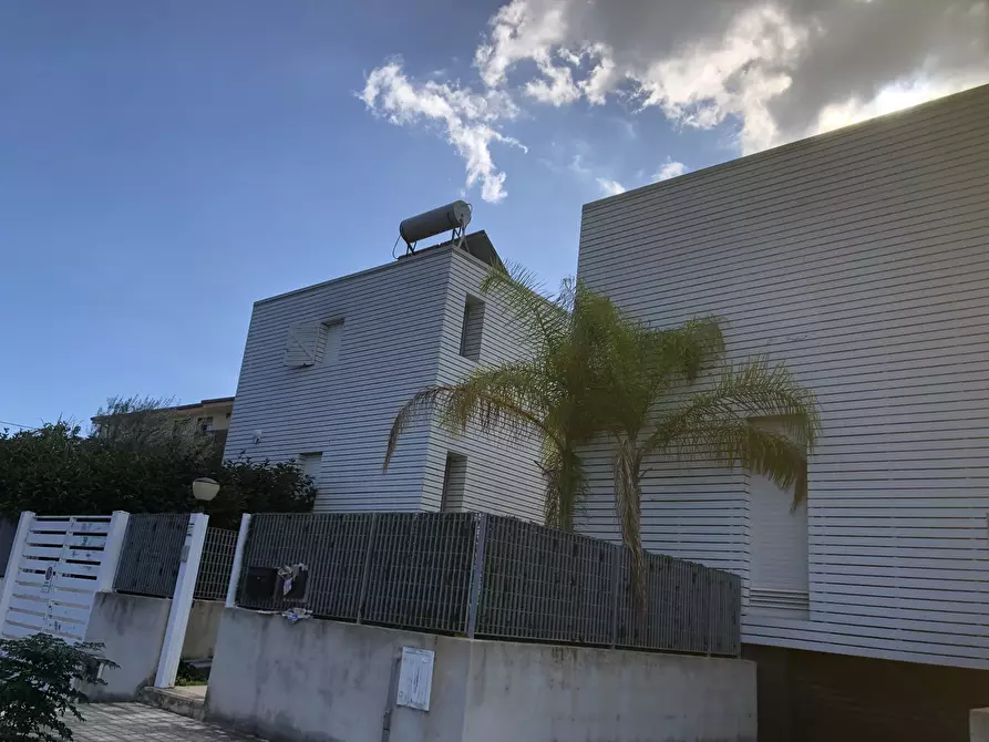 Immagine 15 di Villa in vendita  in VIA GELA a Siracusa