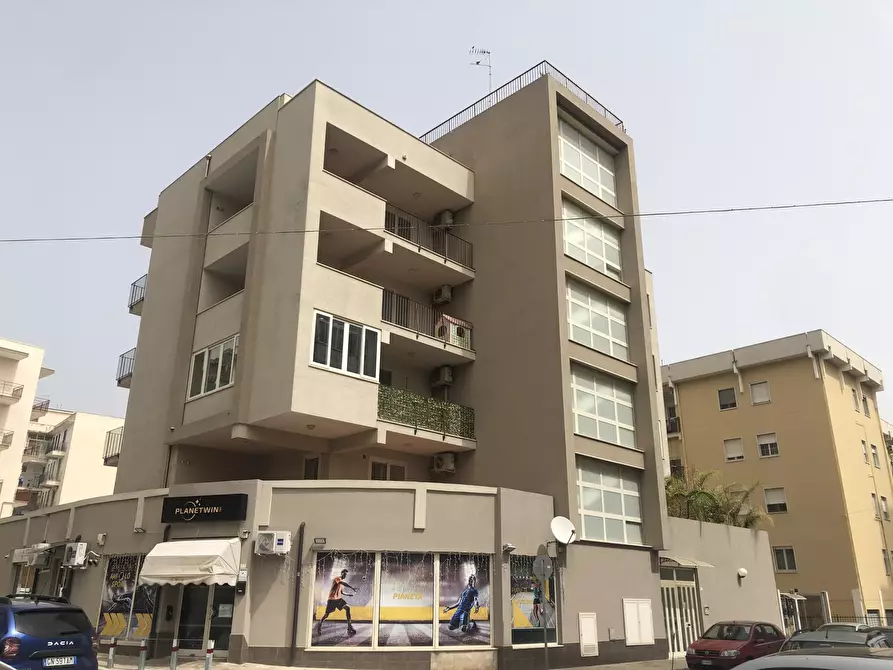 Immagine 28 di Trilocale in vendita  in Via Vizzini a Siracusa