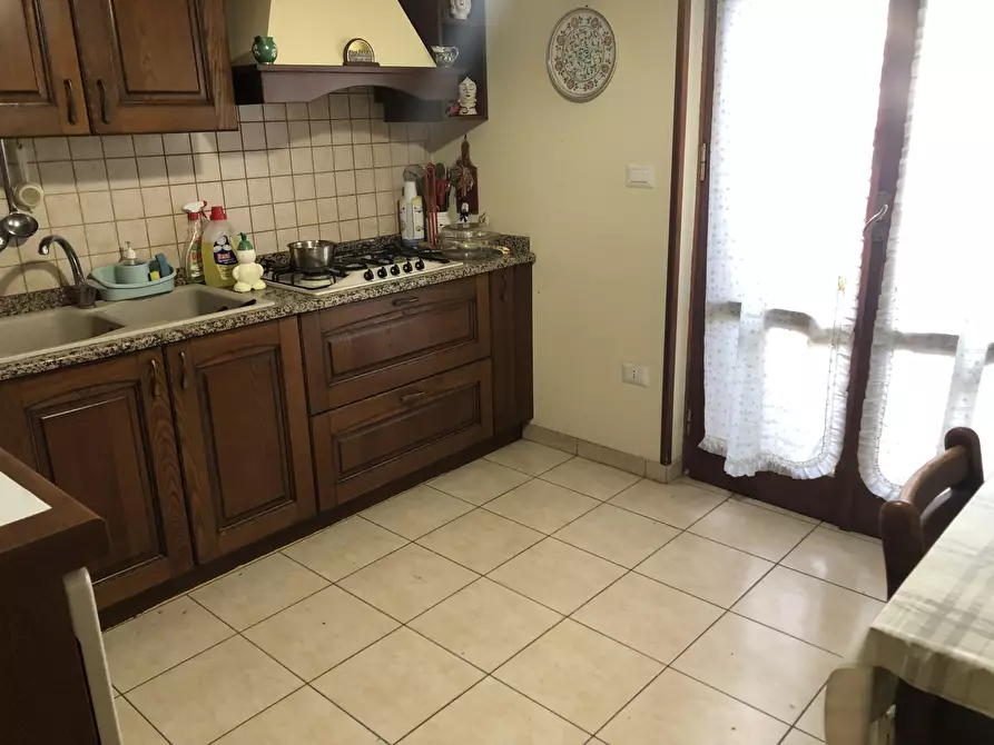 Immagine 9 di Pentalocale in vendita  in Viale Teocrito a Siracusa