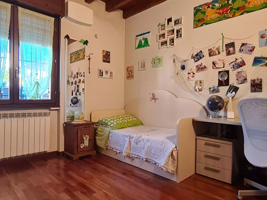 Immagine 9 di Pentalocale in vendita  in Via Rose di Sotto 36 a Brescia