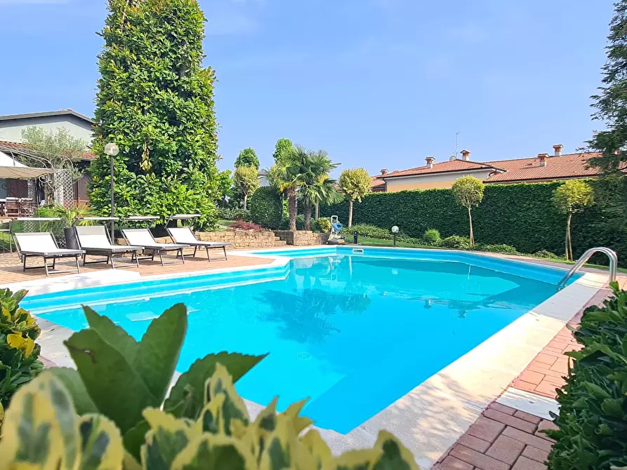 Immagine 3 di Villa in vendita  in via Gramsci 5 a Comezzano-Cizzago