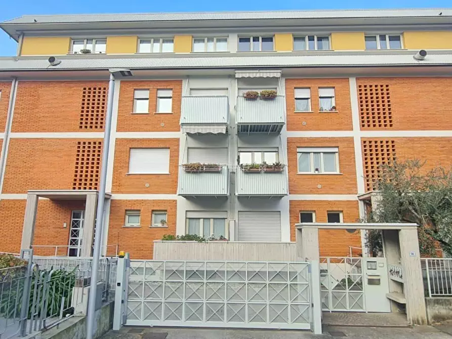 Immagine 1 di Trilocale in vendita  in Via Carlo Bonardi traversa IV 14 a Iseo