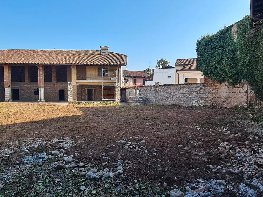 Immagine 3 di Rustico / casale in vendita  in Via Santissima 27 a Borgosatollo