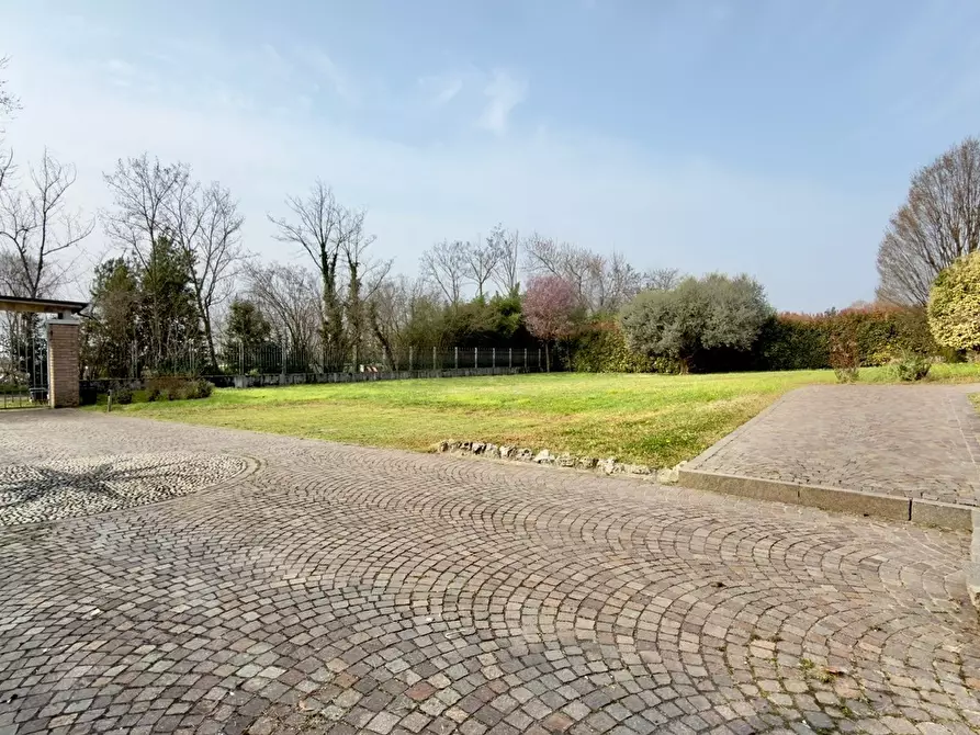 Immagine 4 di Casa indipendente in vendita  in Via Volta Traversa . II 1 a San Zeno Naviglio