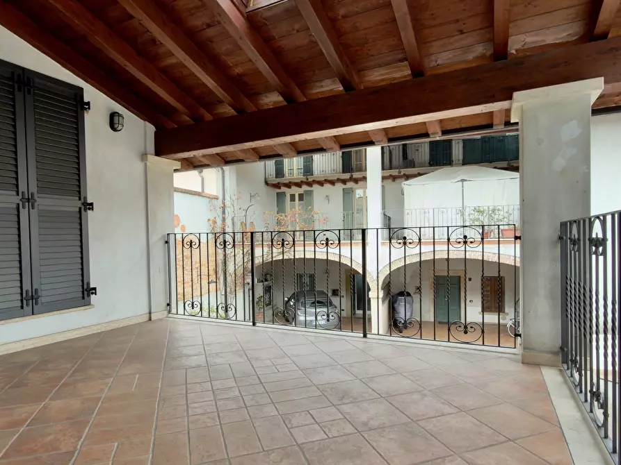 Immagine 11 di Porzione di casa in vendita  in Via Roma a Bovezzo