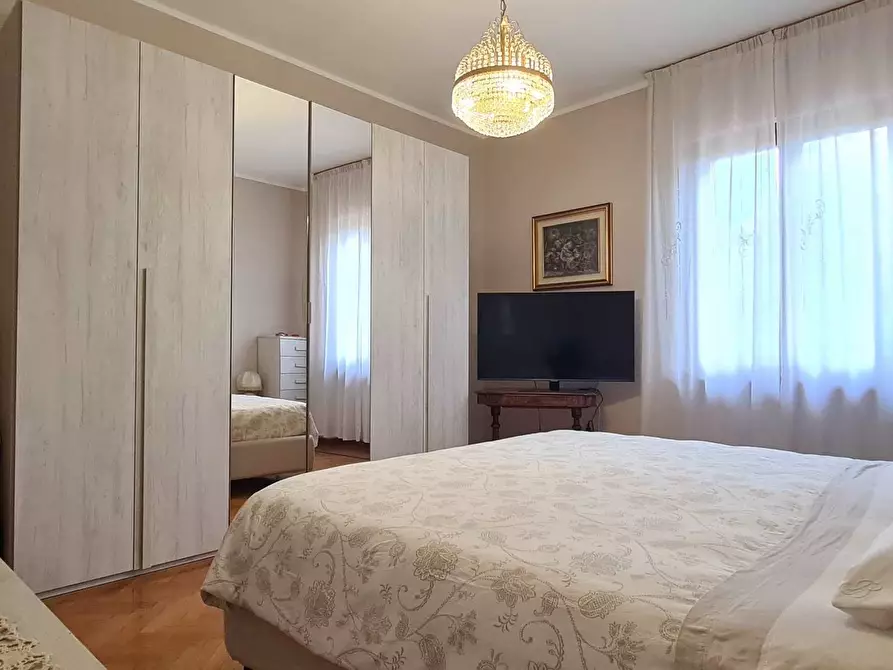 Immagine 20 di Casa indipendente in vendita  a Leno