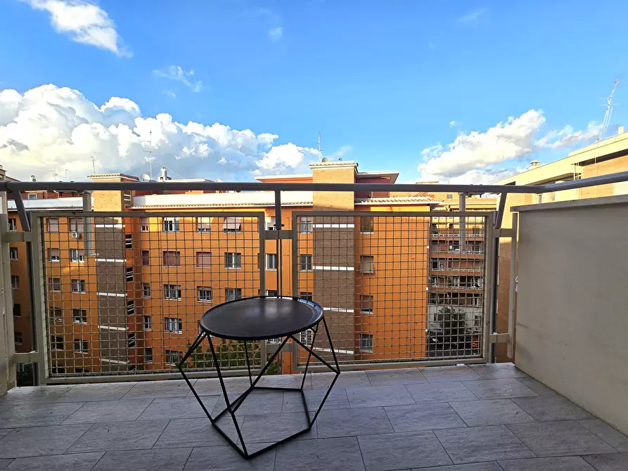 Immagine 24 di Trilocale in affitto  in Via Capo Miseno 6 a Roma