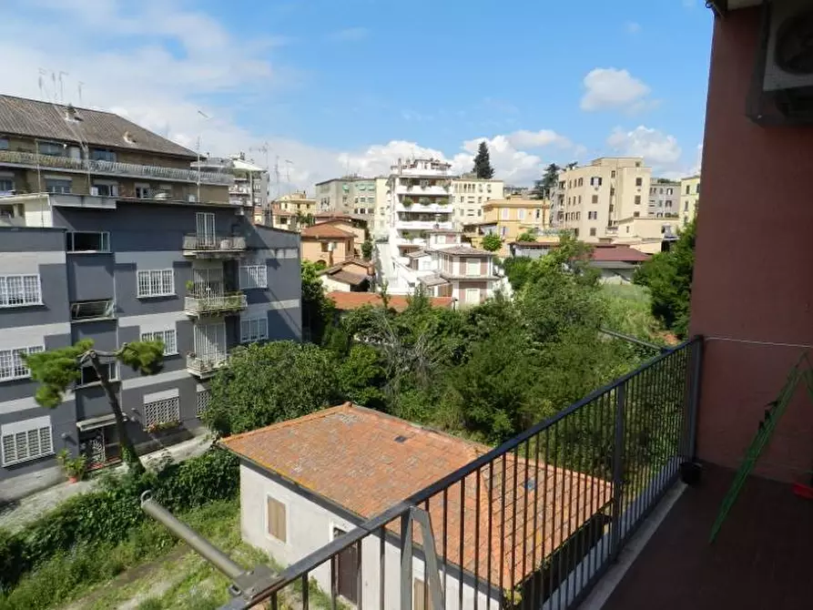 Immagine 12 di Trilocale in affitto  in Via della Bufalotta 23 a Roma
