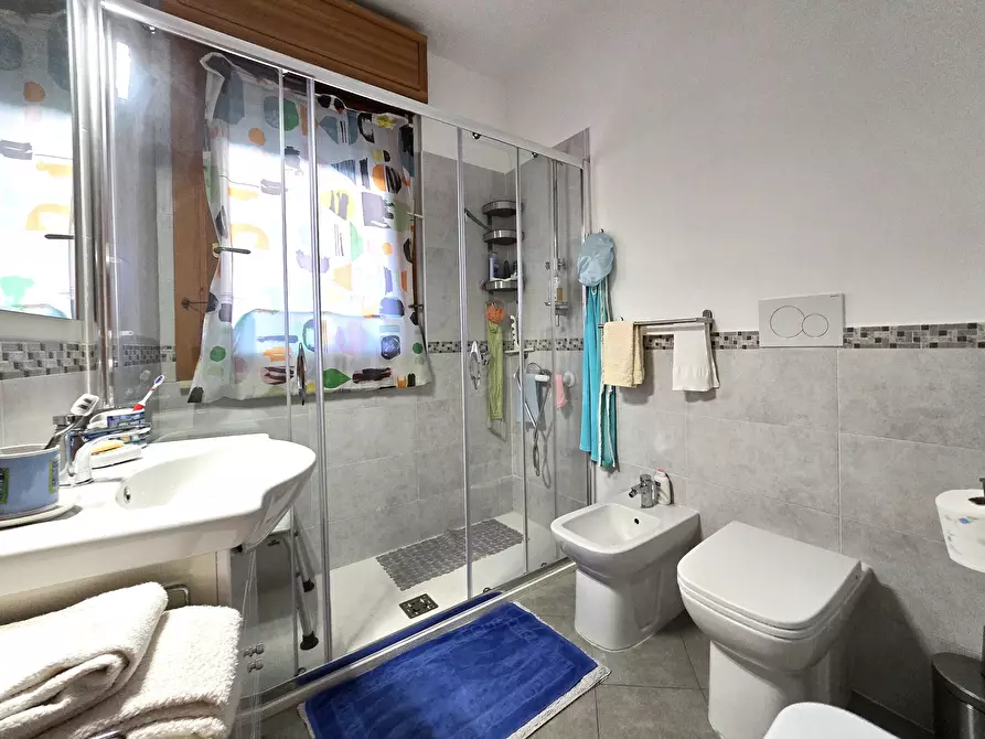 Immagine 22 di Trilocale in vendita  in VIA ROSARIO LIVATINO 3 a Nettuno