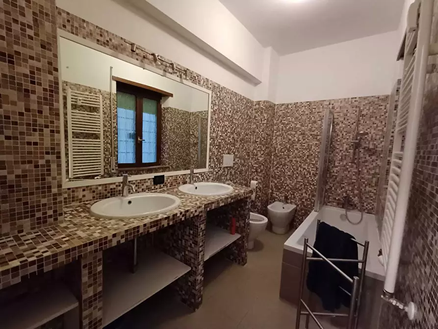 Immagine 4 di Stanza singola in affitto  in Lungotevere Dante 310 a Roma