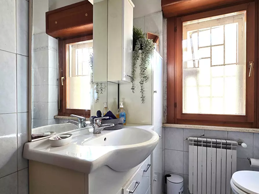 Immagine 12 di Stanza singola in affitto  in Via della Giustiniana 220 a Roma