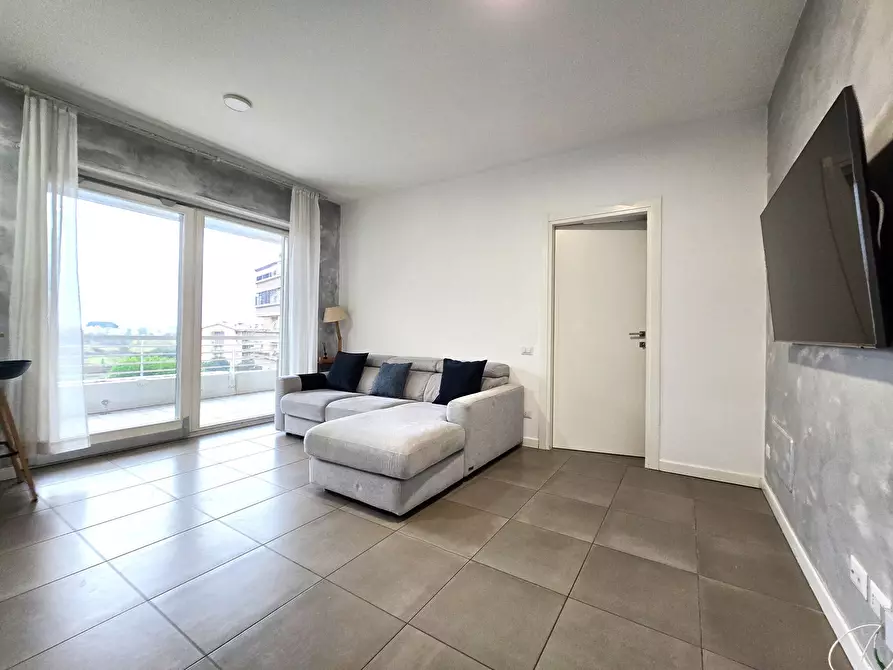 Immagine 6 di Bilocale in vendita  in Via Guglielmo Petroni 38 a Roma