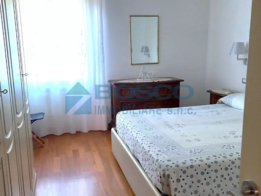 Immagine 10 di Pentalocale in vendita  in via Doninzetti a La Spezia