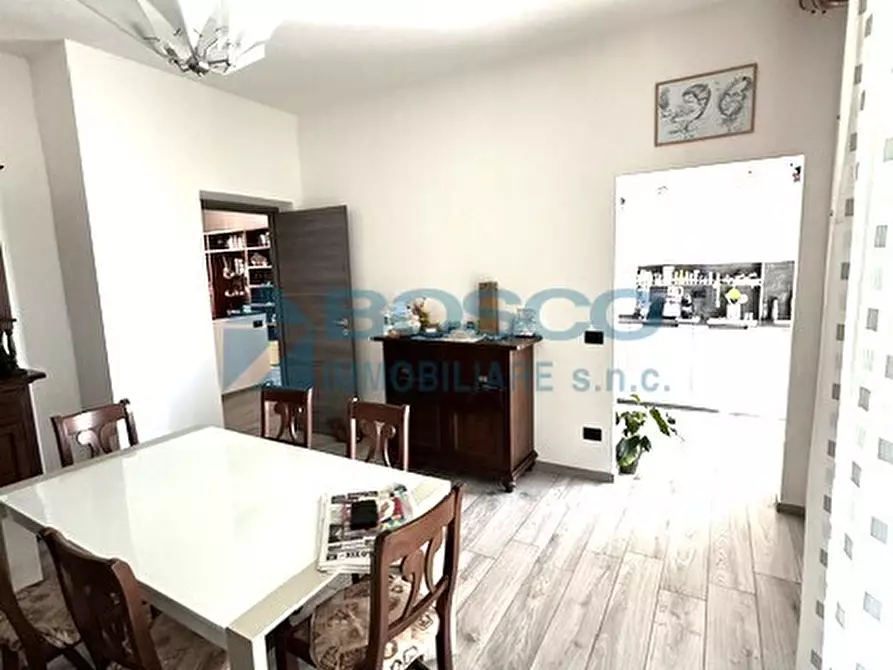 Immagine 8 di Pentalocale in vendita  in Via Paverano 45 a La Spezia
