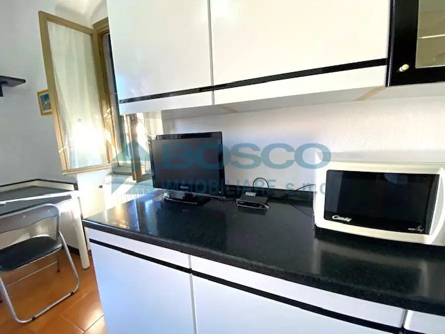 Immagine 6 di Bilocale in affitto  in Via Sarzana 946 a La Spezia