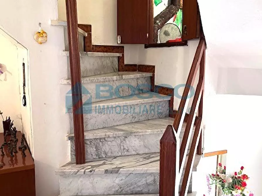 Immagine 13 di Pentalocale in vendita  in via Pezzi Grandi a La Spezia