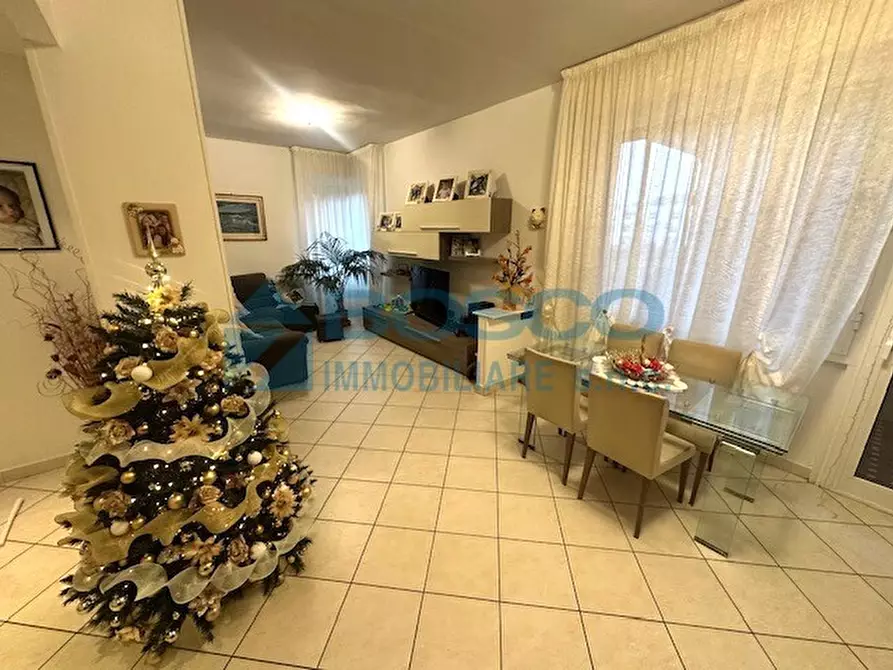 Immagine 4 di Pentalocale in vendita  in Largo Marcantone a La Spezia