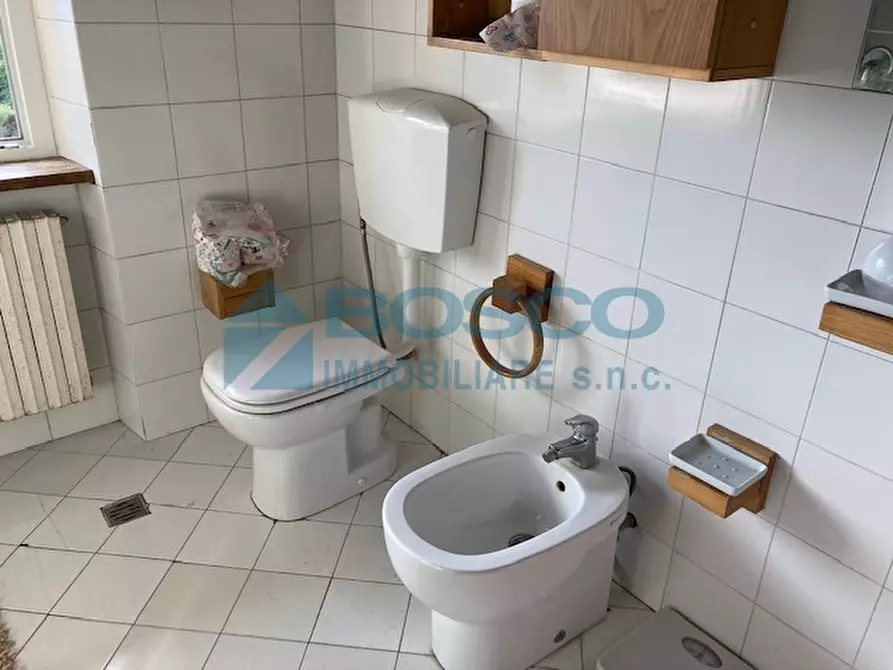 Immagine 11 di Pentalocale in vendita  in Borgo Mitiliano 6 a Vezzano Ligure