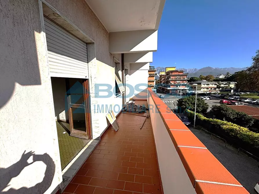 Immagine 6 di Quadrilocale in vendita  in Via Lunense a Carrara