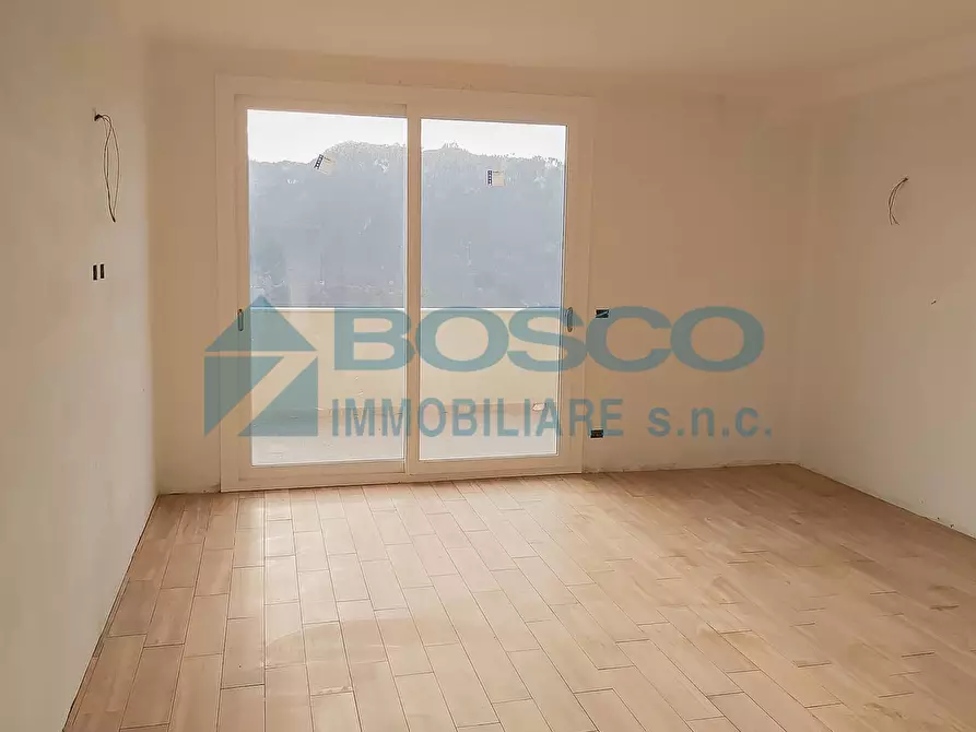 Immagine 16 di Bilocale in vendita  a Beverino