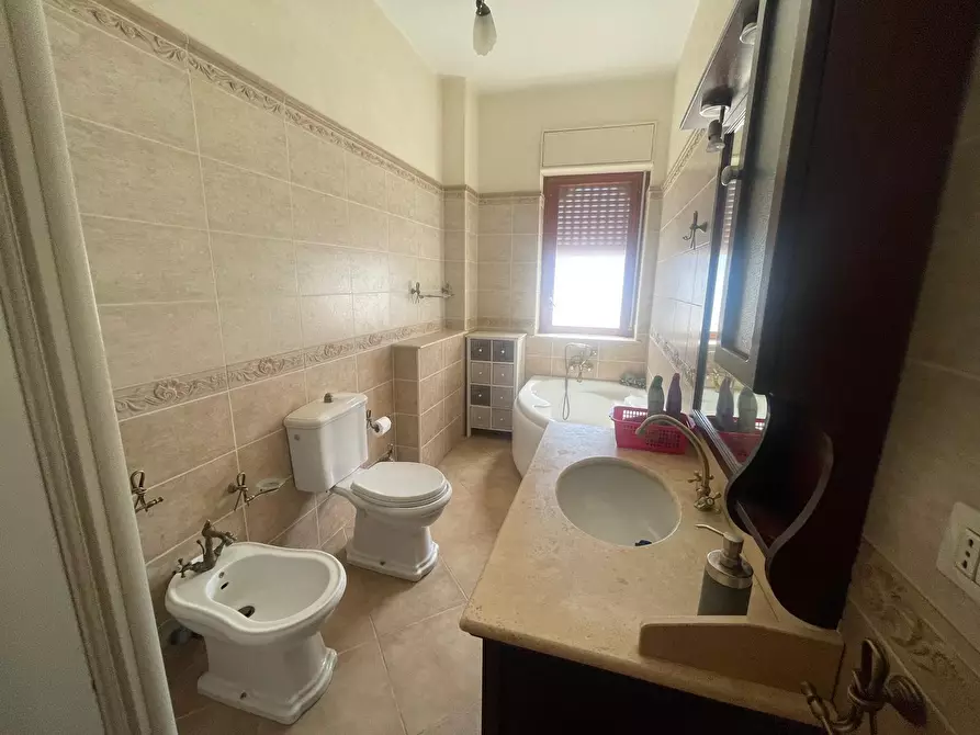 Immagine 31 di Pentalocale in vendita  in Viale Scala Greca 67 a Siracusa