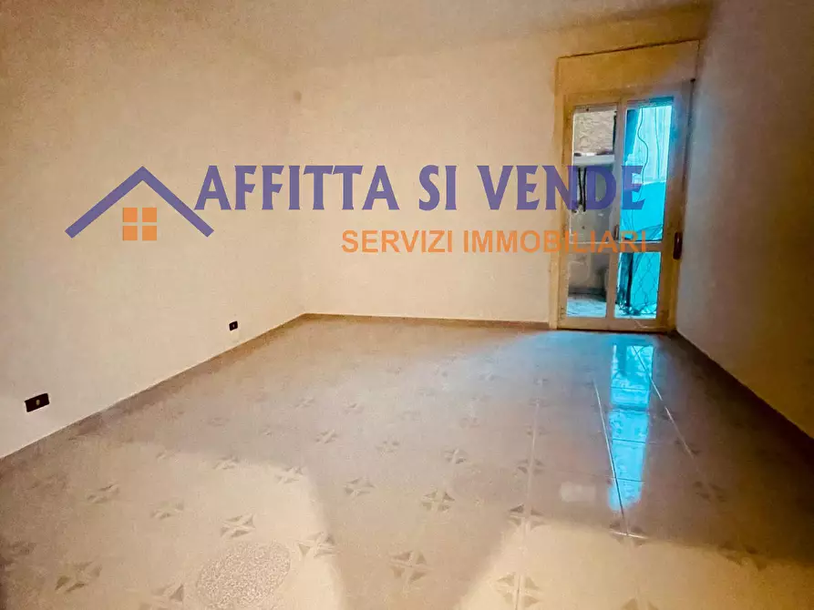 Immagine 30 di Pentalocale in vendita  in Via Napoli 8 a Floridia