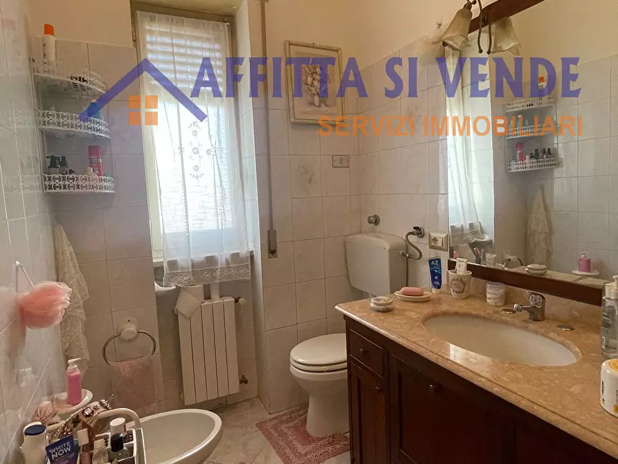 Immagine 6 di Pentalocale in vendita  in Via Sicilia 50 a Siracusa