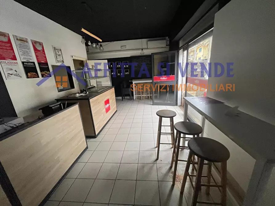 Immagine 27 di Locale commerciale in affitto  in Via Europa 46 a Siracusa