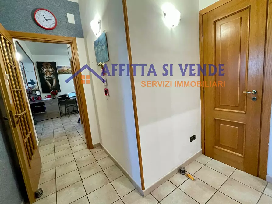 Immagine 14 di Pentalocale in vendita  in Via Peppino Impastato 15 a Siracusa