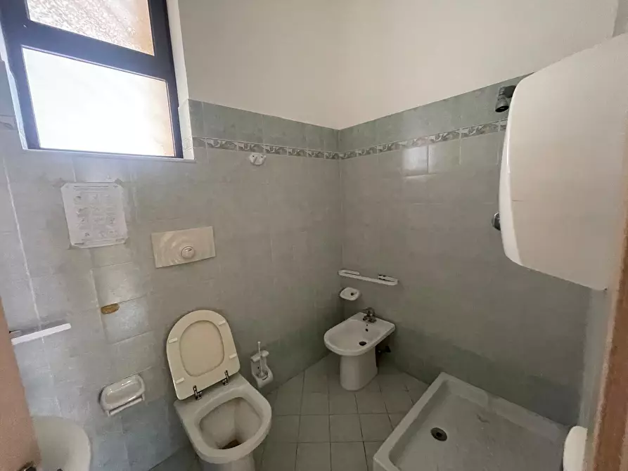 Immagine 7 di Locale commerciale in affitto  in Via Piazza Armerina 4 a Siracusa