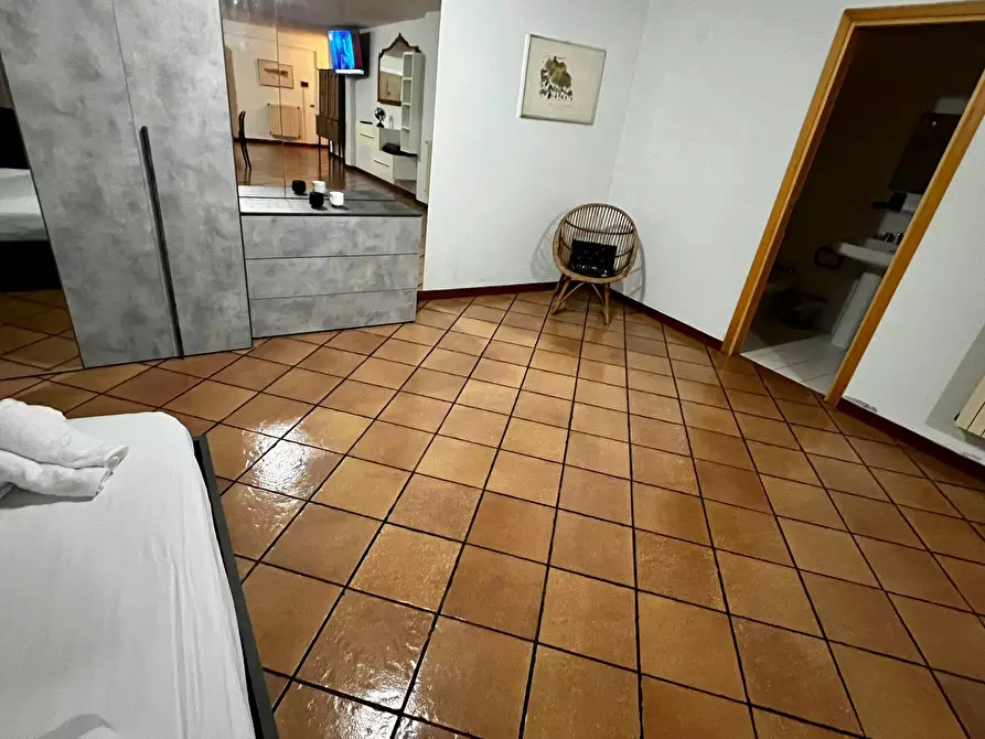 Immagine 11 di Loft/Open space in vendita  a Pescara