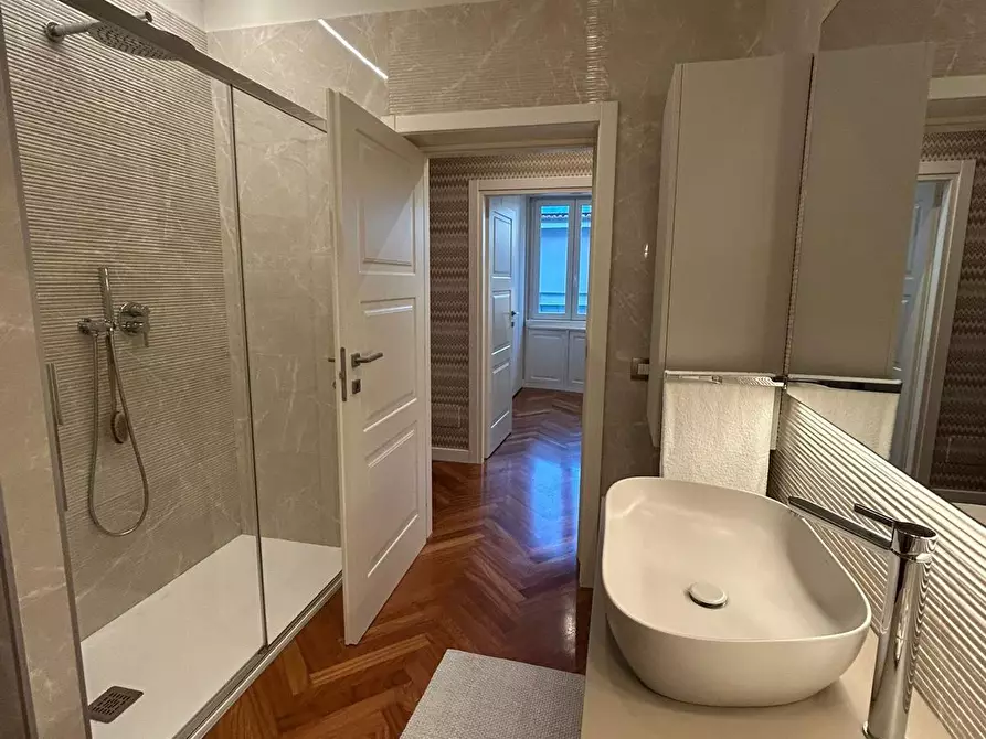 Immagine 13 di Trilocale in vendita  a Pescara